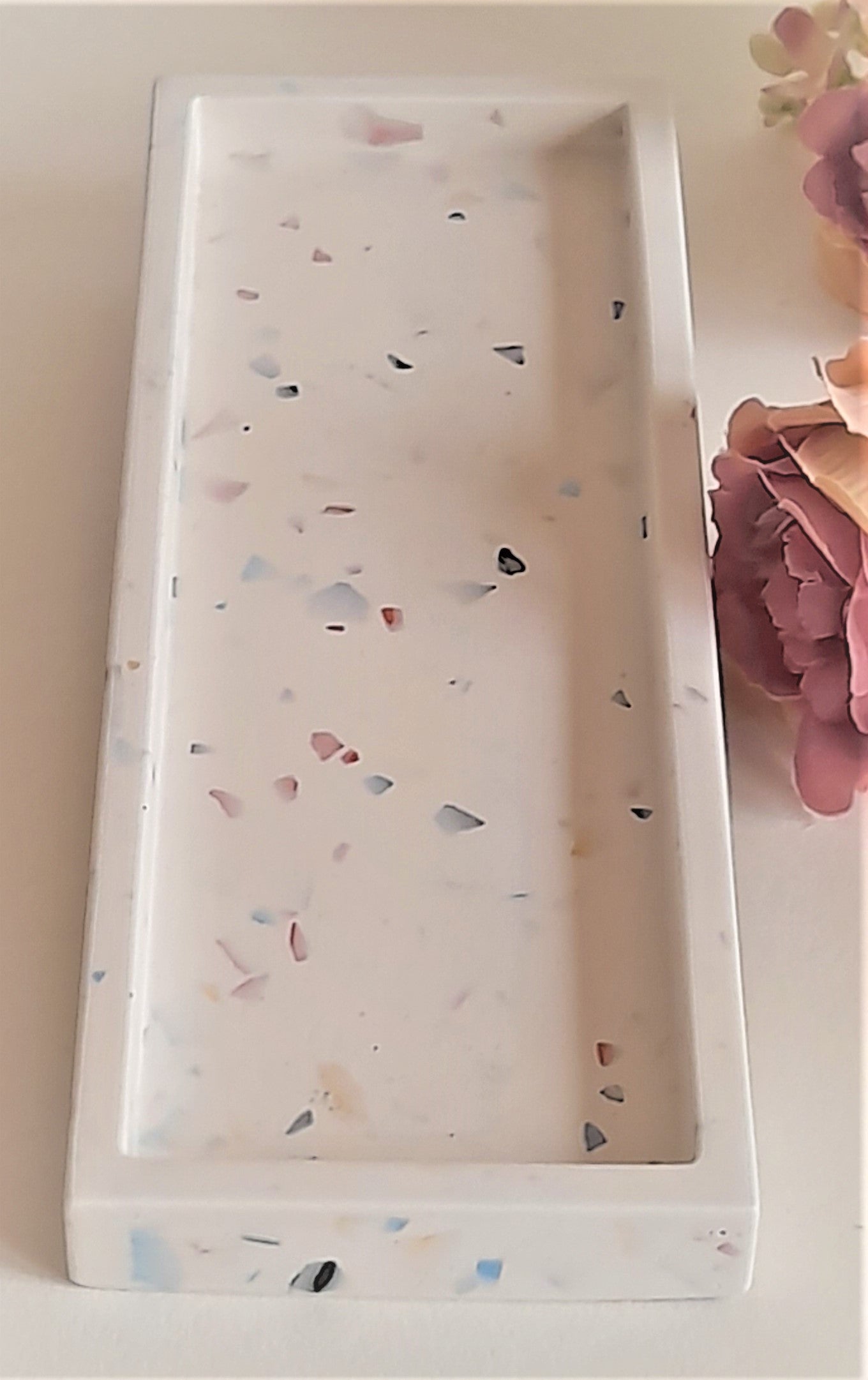 Jesmonite - Eco Luxe Slim Rectangular Terrazzo Tray