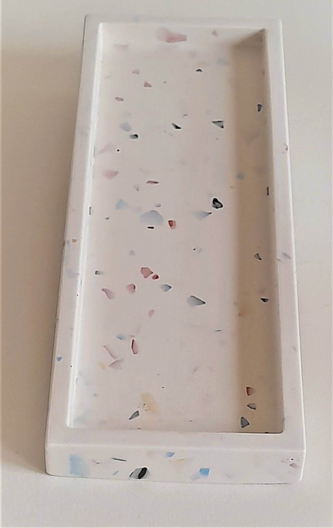 Jesmonite - Eco Luxe Slim Rectangular Terrazzo Tray