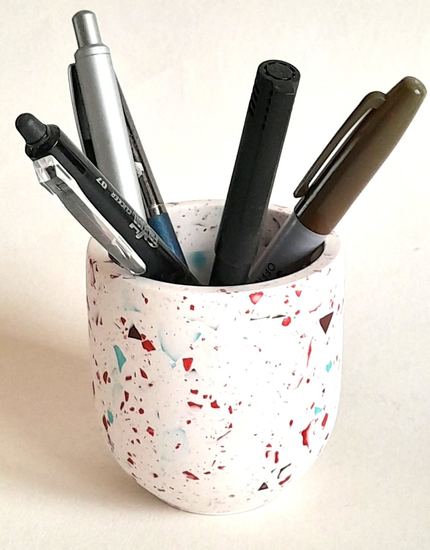 Jesmonite - Eco Luxe Terrazzo Pen Pot