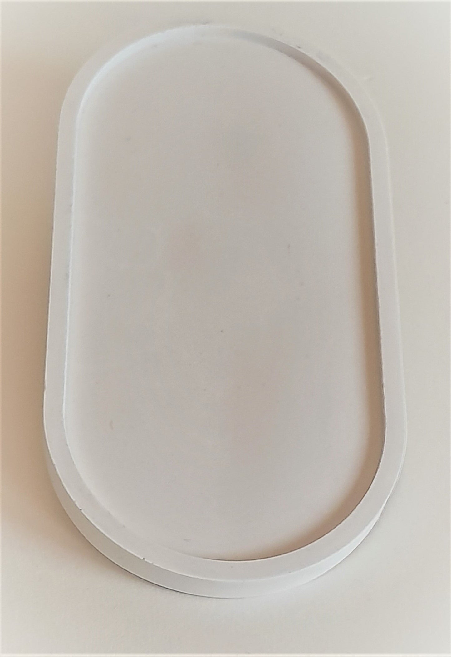 Jesmonite - Beige Oval Trinket Tray - Eco Friendly Jesmonite Homeware 