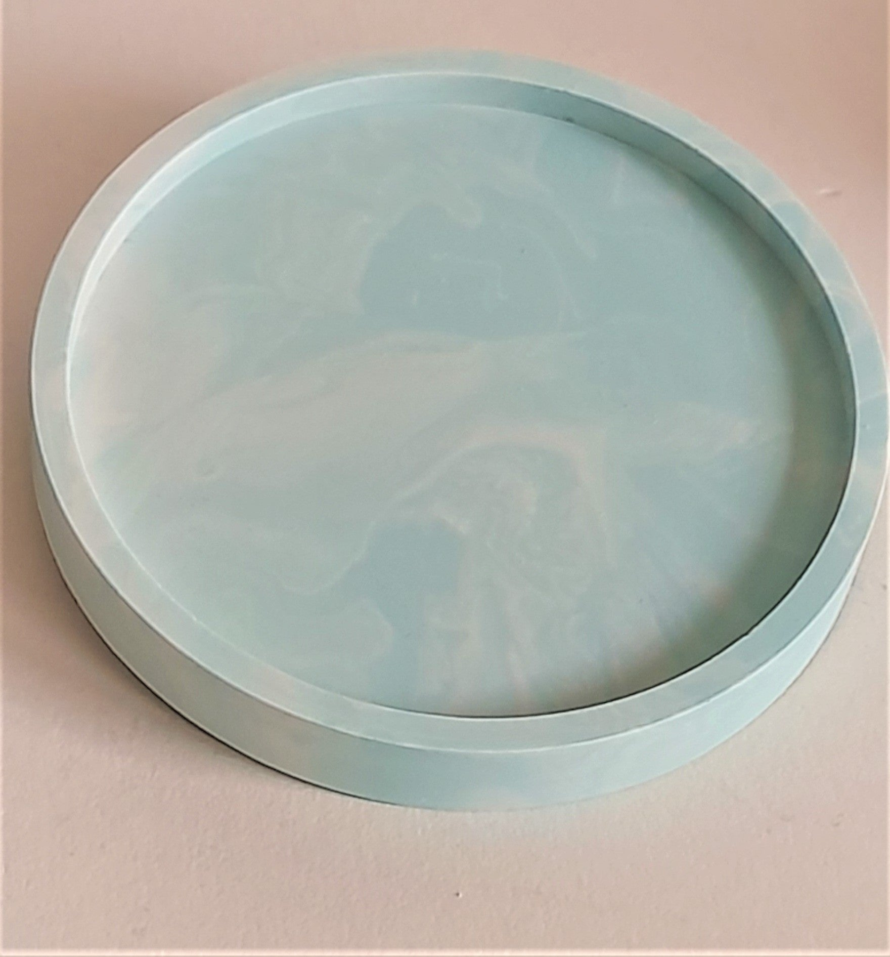 Jesmonite - Eco Luxe Sage & White Coaster - Luxury Homeware Products